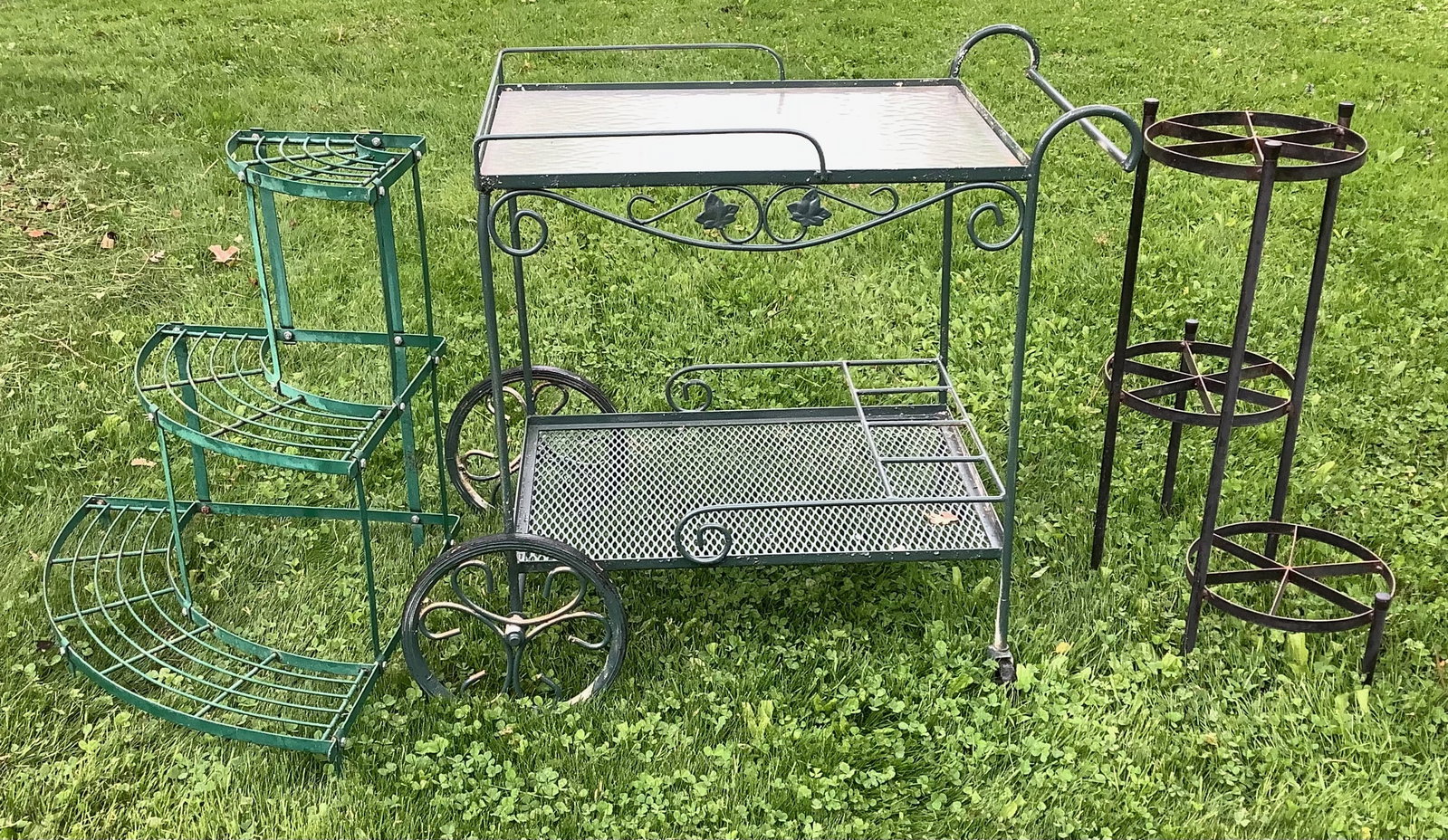 3 Pc Lot of Patio/Garden Items (1 of 3)