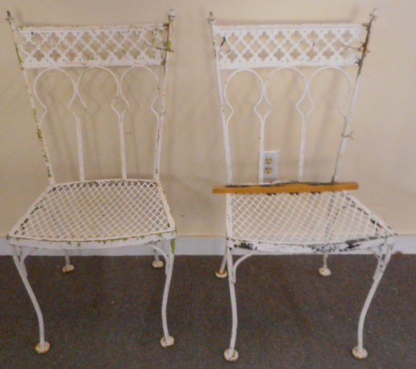 2 Gothic Iron Chairs: 2 Gothic Iron Chairs