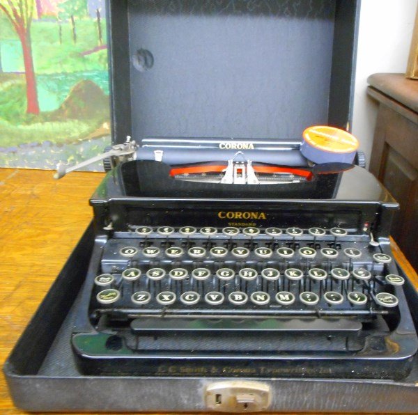 Corona Typewriter: Corona Typewriter