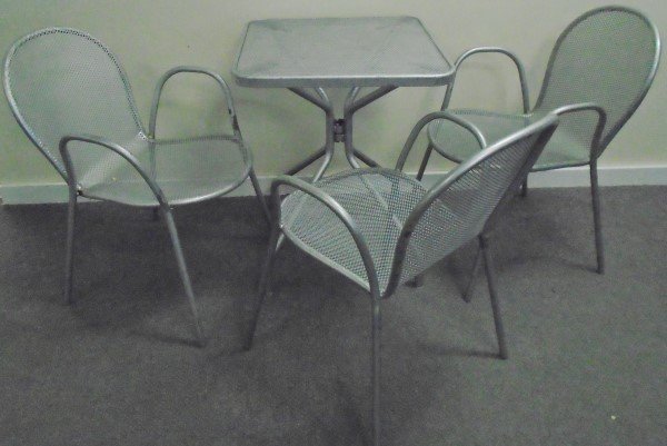 4 Pc Metal Table And Chairs (1 of 1)