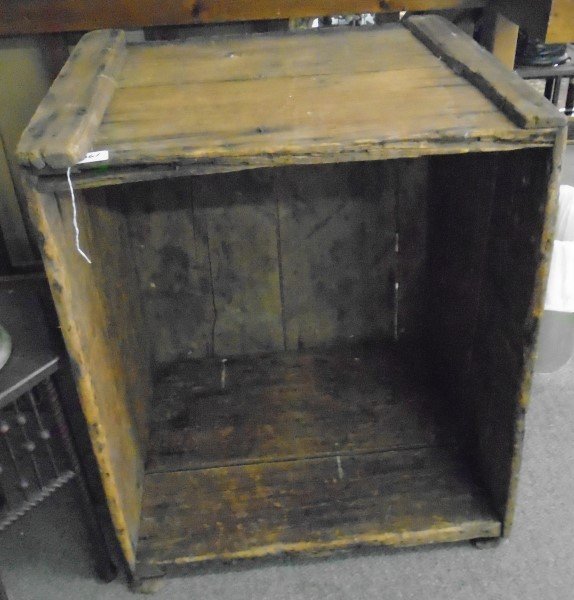 Big Primitive Kindling Box (1 of 1)