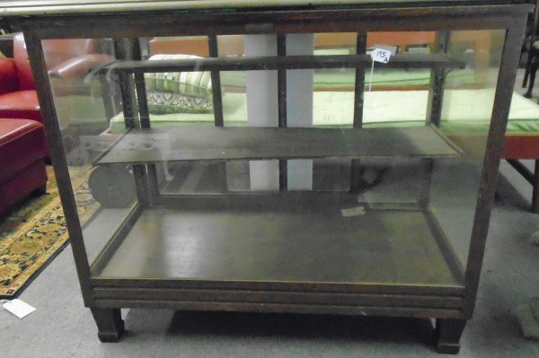 Columbus Glass Show Case (1 of 3)