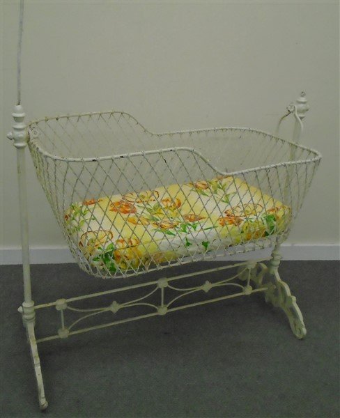 Victorian Cradle: Victorian Cradle