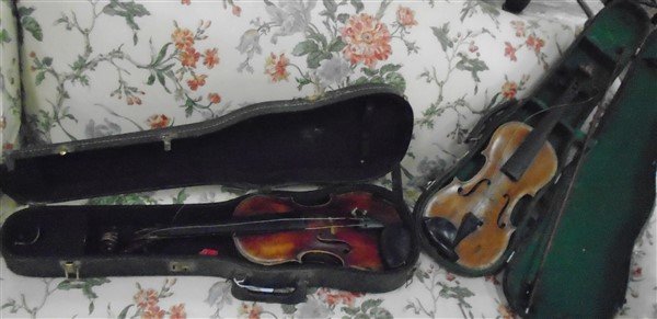 2 Violins: 2 Violins, green case=21.5" longbrown case=22" long