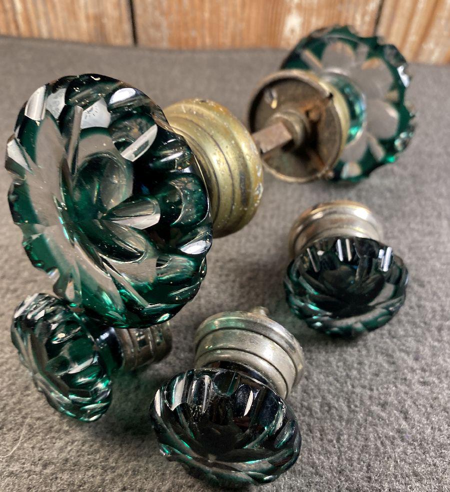 Cut-to-Clear Glass Knobs (1 of 3)