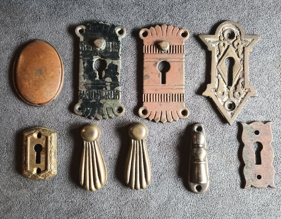 Key Hole Escutcheons: Group of cast bronze keyhole escutcheons dating from the 1880s to the early 20th C…all good s found