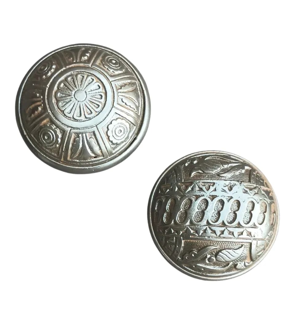 Two Cast Iron Passage Knobs (1 of 5)
