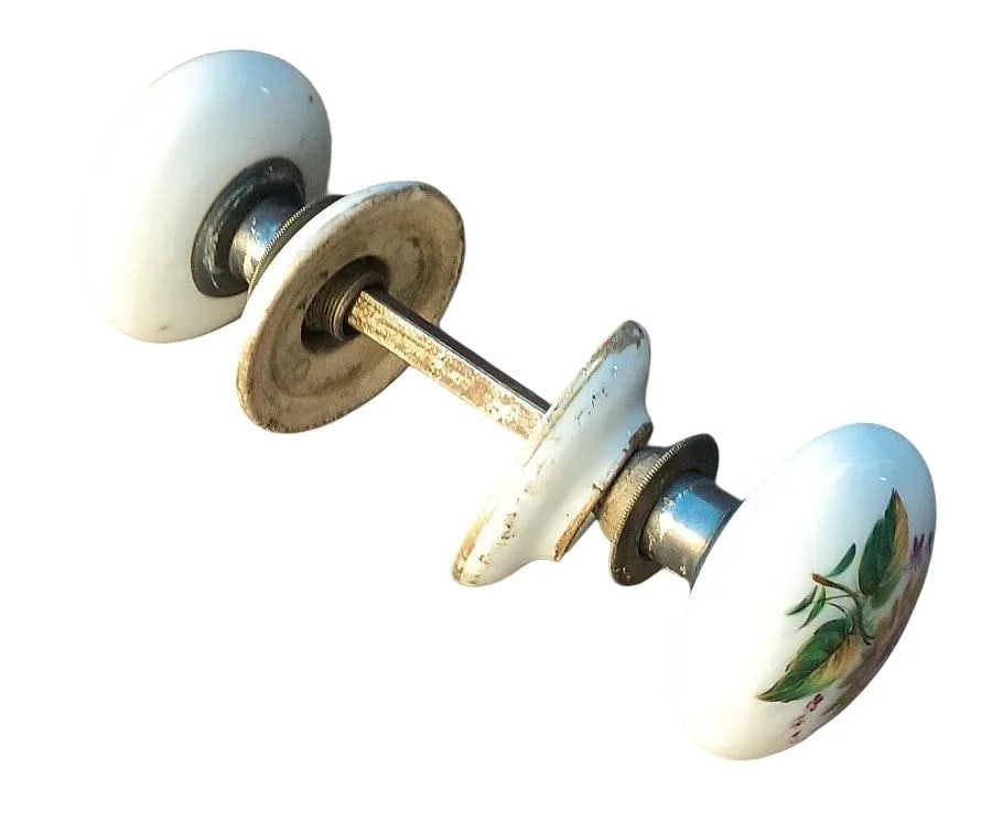 Early Painted Porcelain - 3