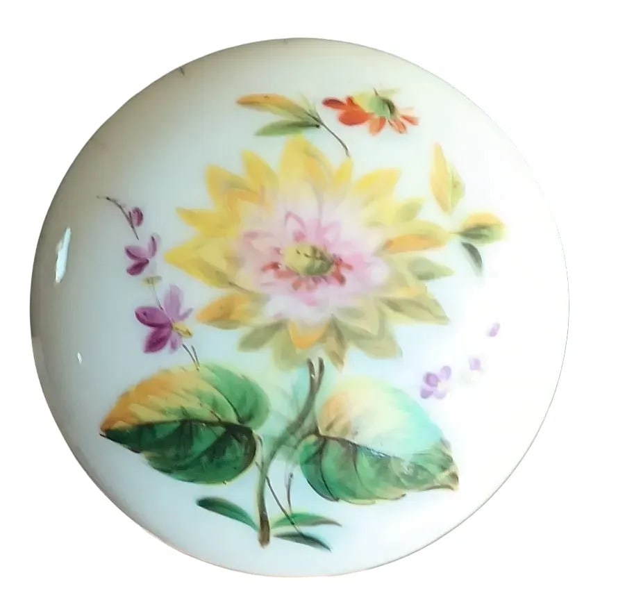 Early Painted Porcelain - 5