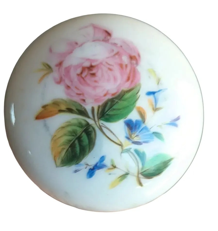 Early Painted Porcelain - 6