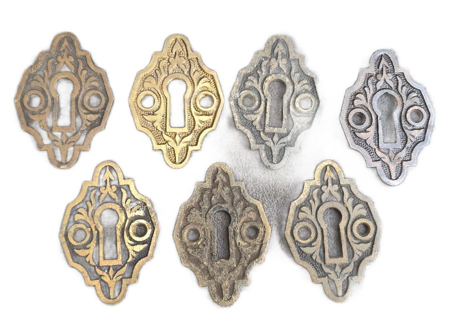 7 Keyhole Esutcheons