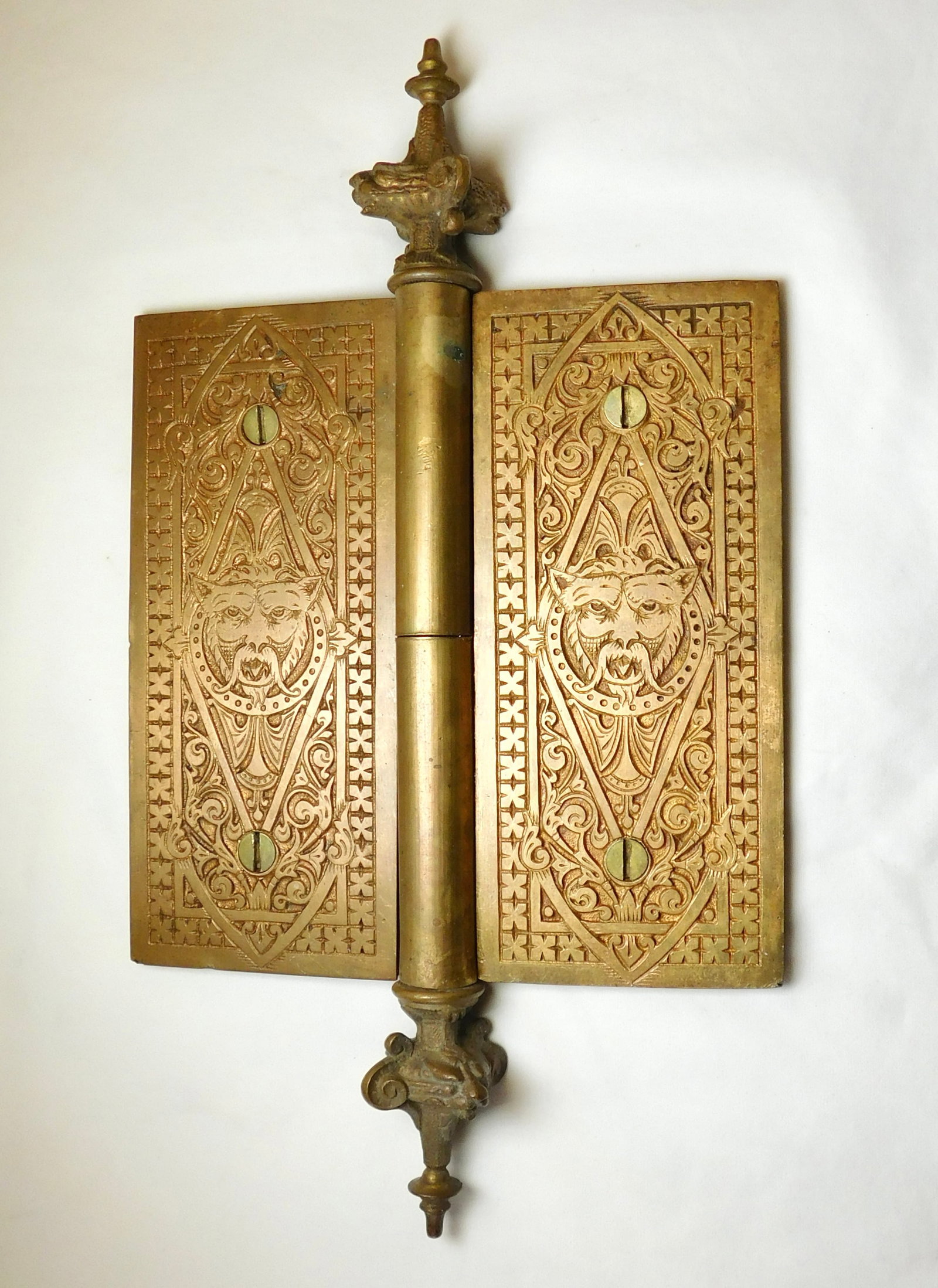 Fine Hinge with Lions - 3