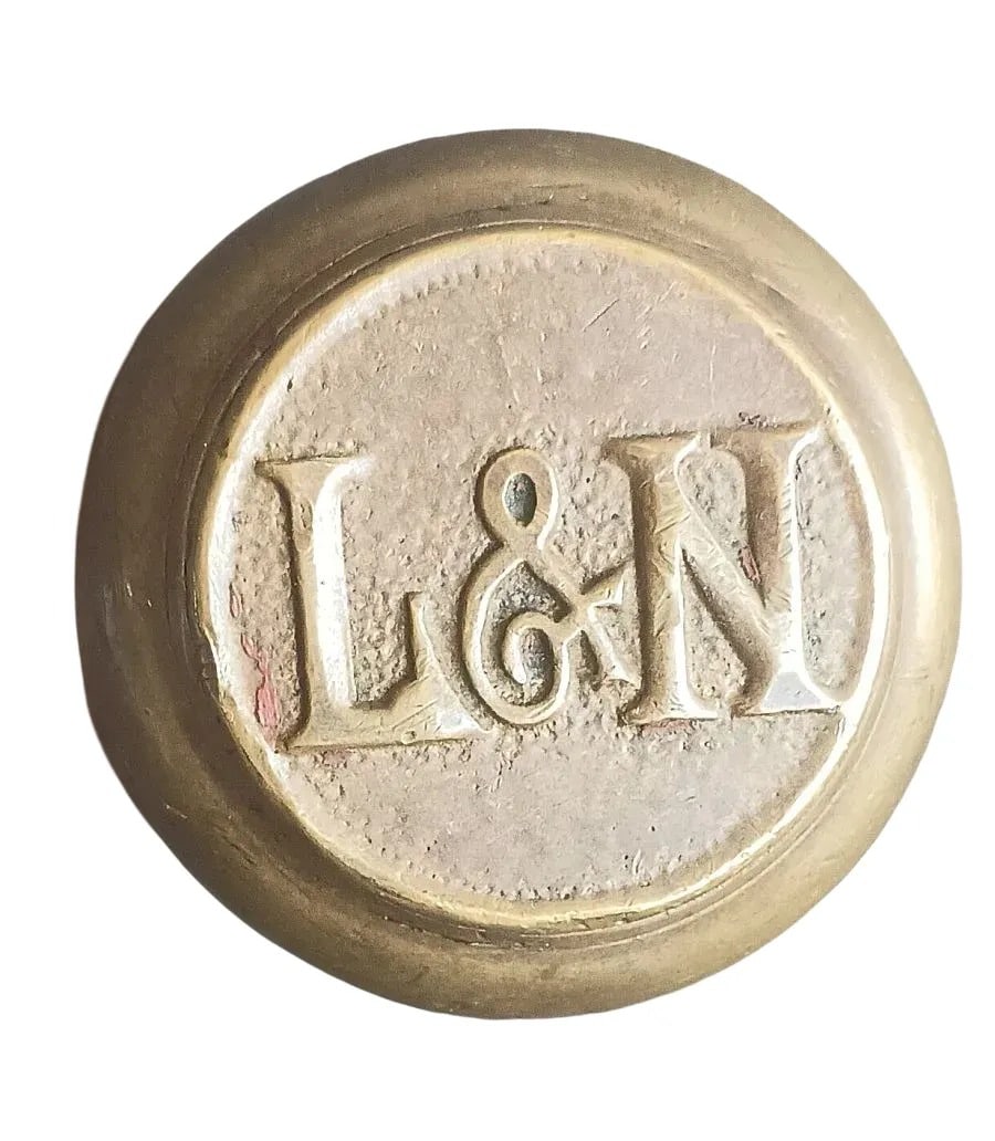 L&N Railroad: Bonze passage knob from a Louisville & Nashille rail coach..c. 1900 or earlier....from the days of serious train travel...some wonderul history here...