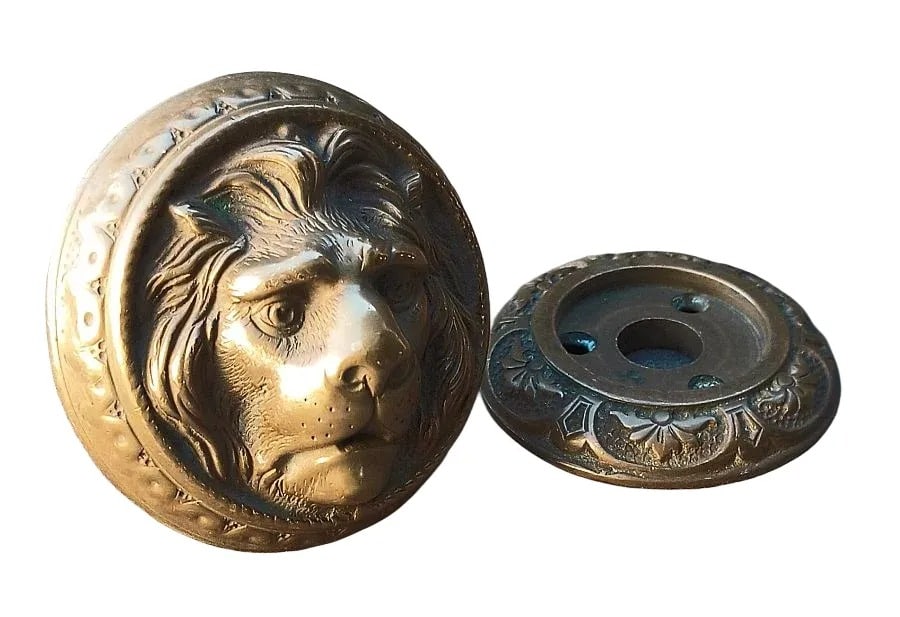 Important Lion Knob - 3