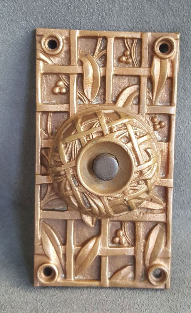 Rare Holly Pattern Doorbell Plate (1 of 4)