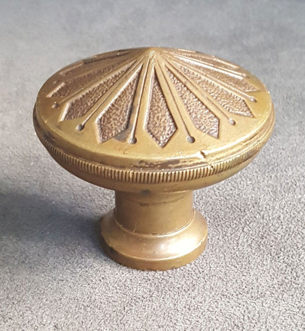 E.R. Robinson Parasol Passage Knob (1 of 5)