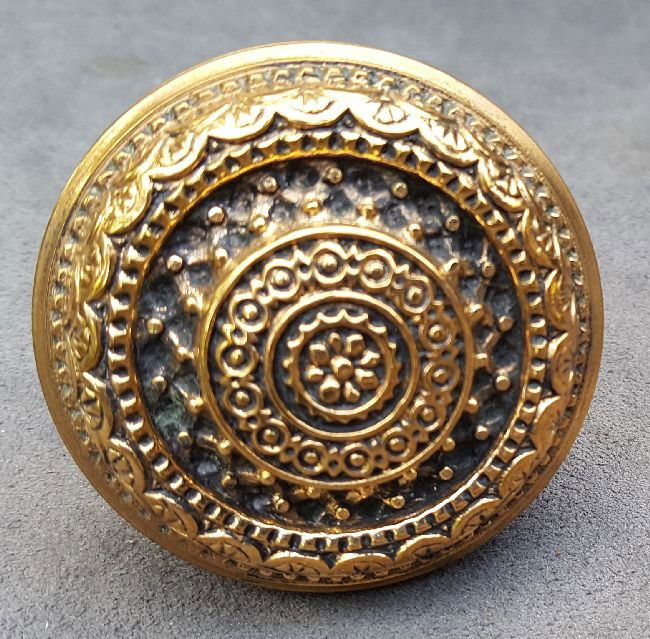 Pedestal Form Passage Knob (1 of 6)