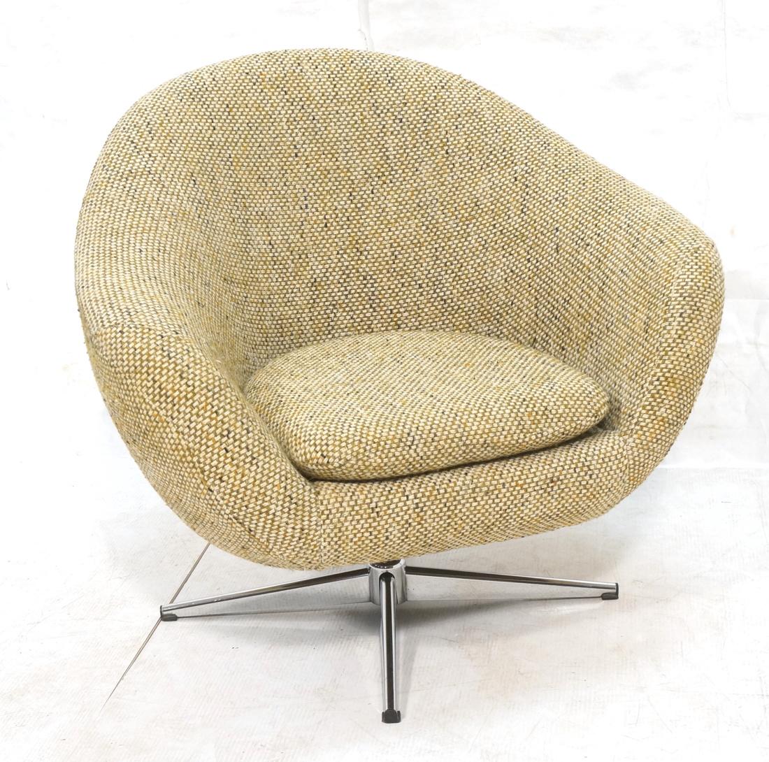 OVERMAN Neutral Tweed Swivel Lounge Chair. 4 chro (1 of 8)