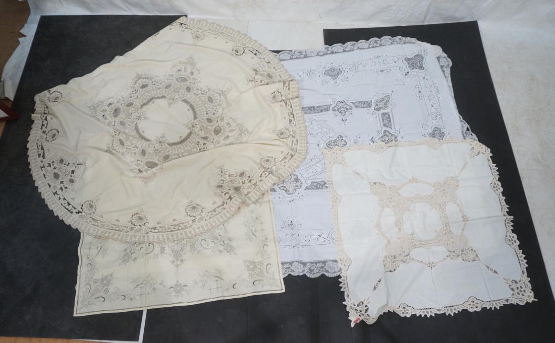 4 pieces Table Linens Tablecloths. Embroidered Li (1 of 5)
