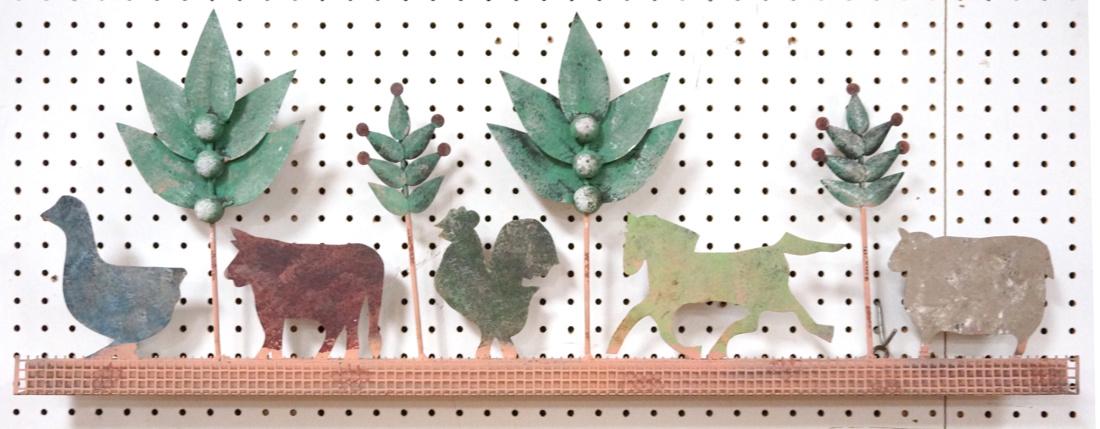 C JERE Country Primitive painted metal farm anima (1 of 6)