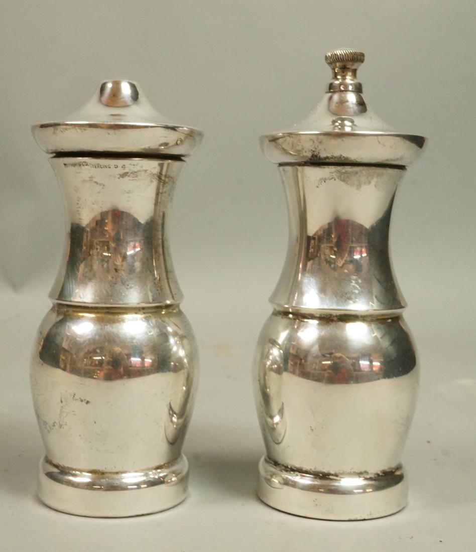 TIFFANY & CO Sterling Silver Salt Shaker & Pepper (1 of 6)