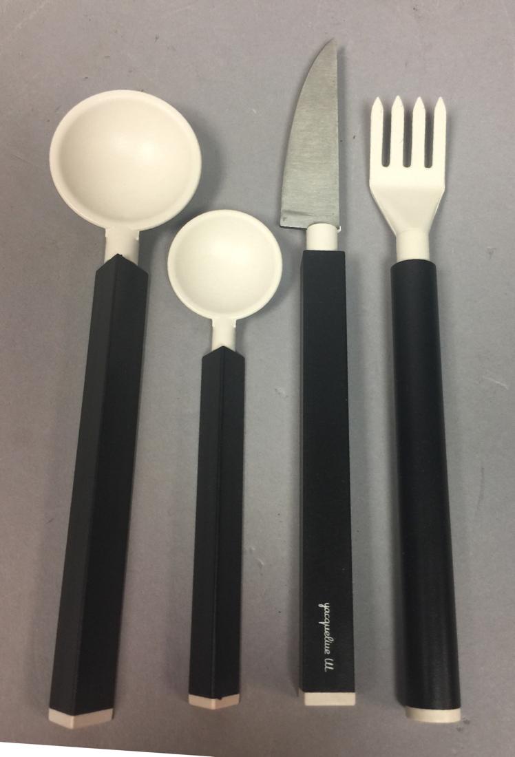 32 pcs Post Modern Plastic Flatware.  Jacqueline. (1 of 4)