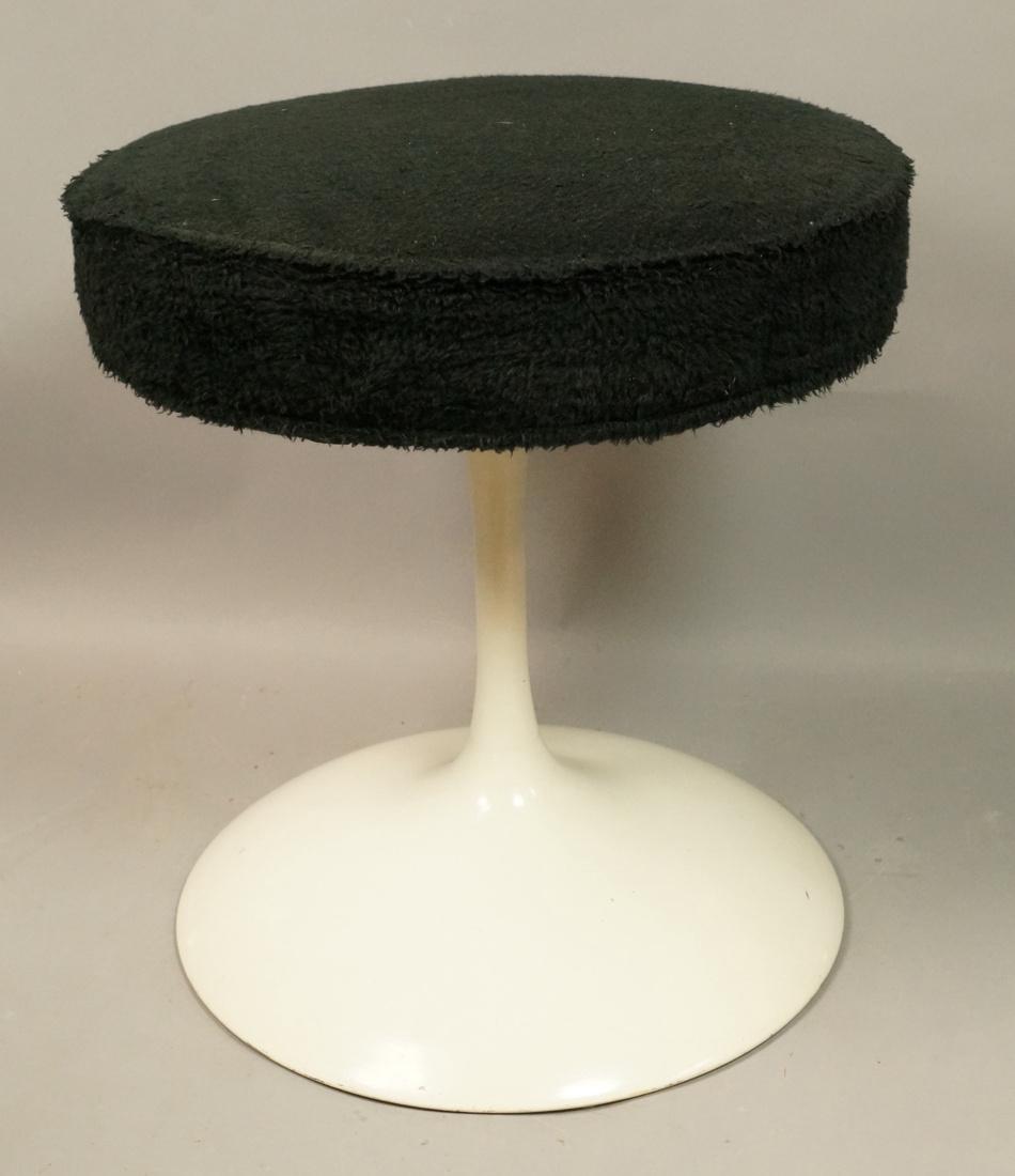 EERO SAARINEN Style Tulip Bench Stool. Plush blac (1 of 7)