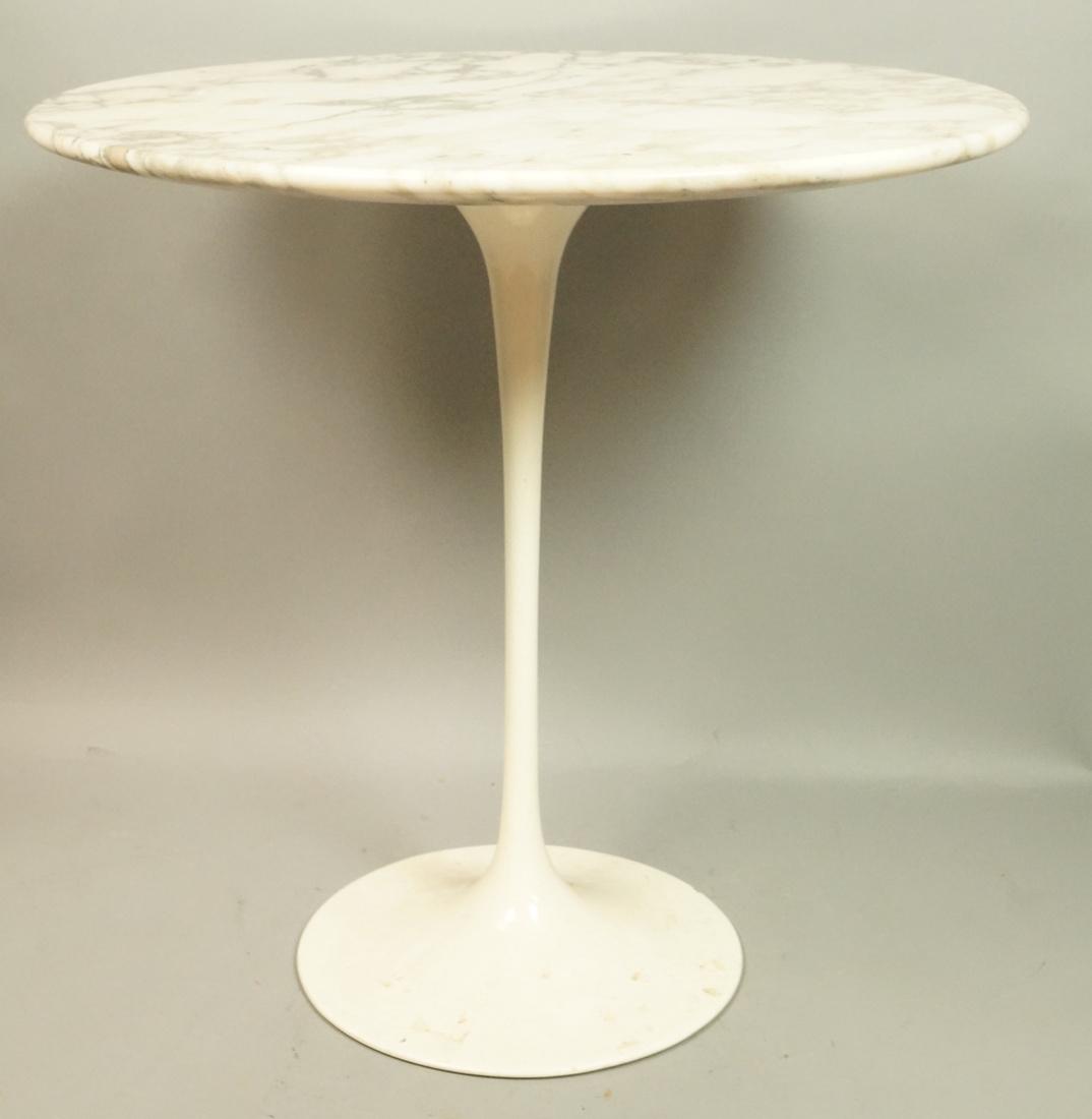 Round White Marble  EERO SAARINEN Tulip Side Tabl (1 of 3)