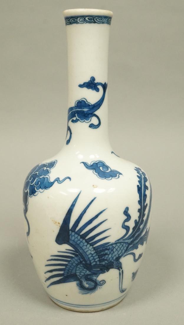 KANG HSI Period Bottle Form Vase. Long neck Chine (1 of 6)