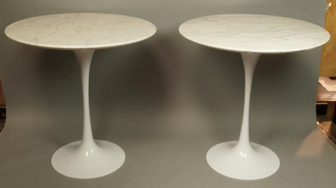Pr EERO SAARINEN Style Tulip Tables. White marble (1 of 8)