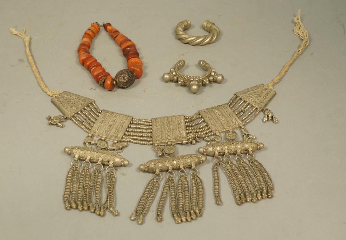 4pc Vintage Tribal Jewelry Lot. 1) Amber bead nec (1 of 10)