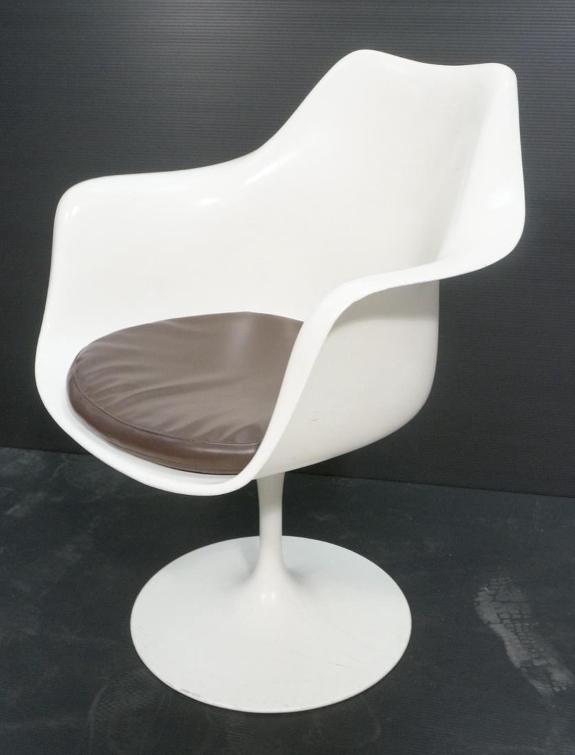 KNOLL EERO SAARINEN Arm Tulip Chair Swivel Base. (1 of 9)