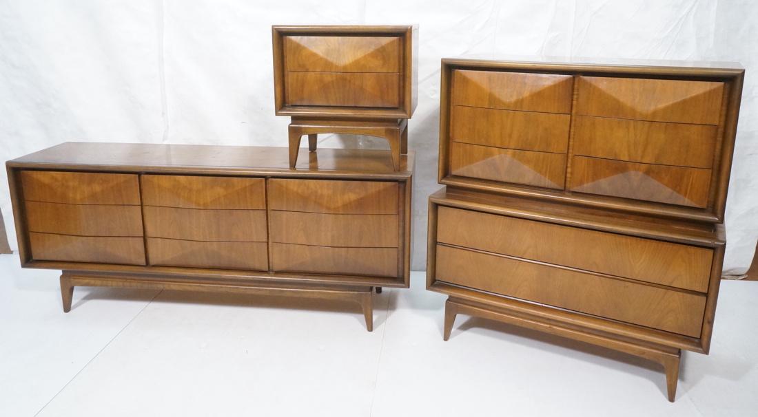 3pc American Modern Walnut Bedroom Set. UNITED di (1 of 10)