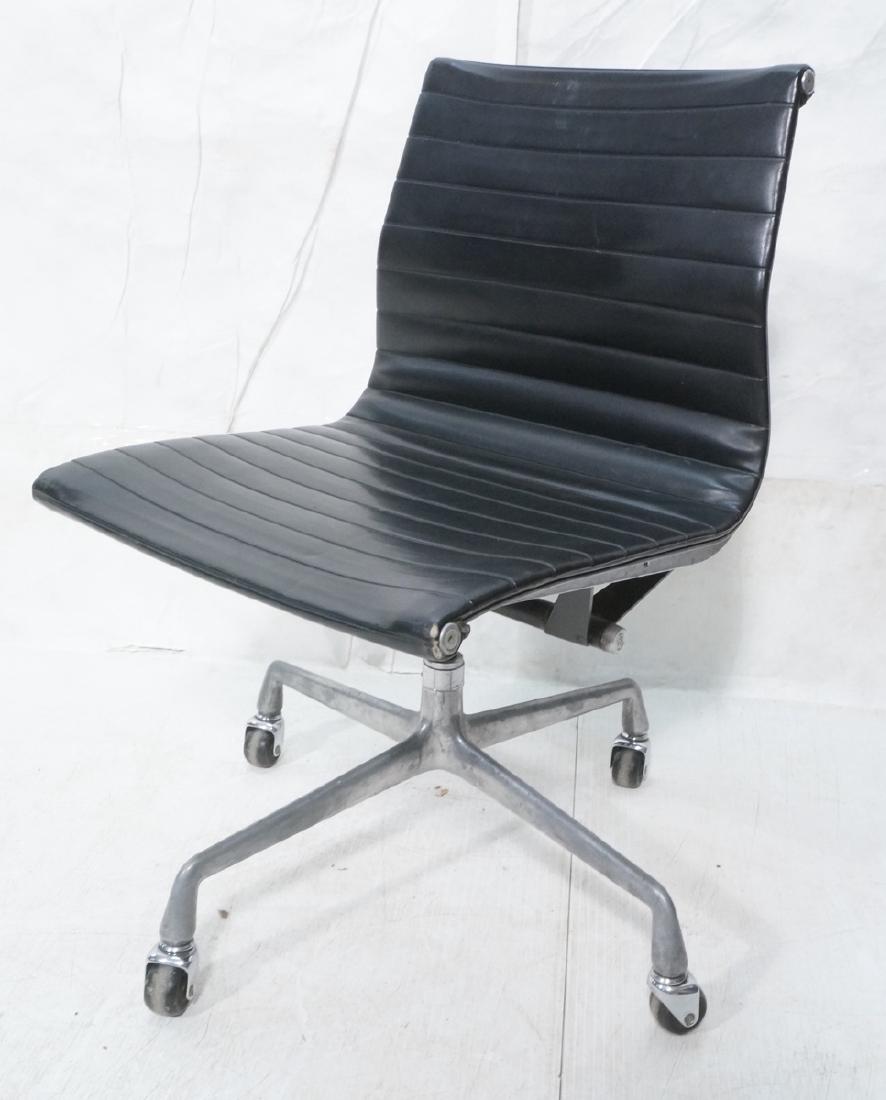 HERMAN MILLER Executive Office Desk Chair. Black (1 of 9)