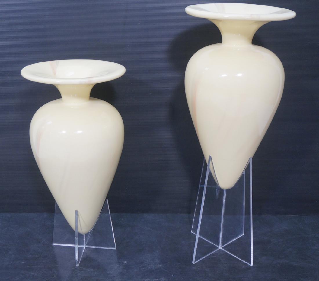 Pr Decorator Oversized Lacquered Floor Urns. Diff (1 of 10)