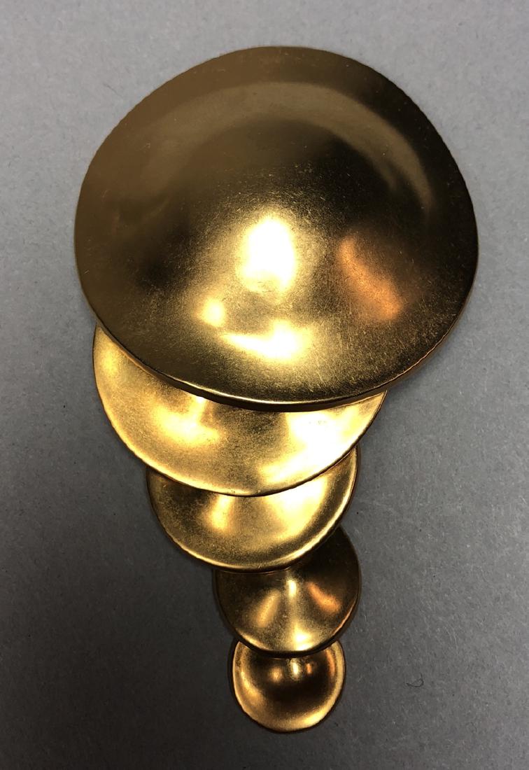 ROBERT LEE MORRIS Vintage Sculptural Brooch. Kine: ROBERT LEE MORRIS Vintage Sculptural Brooch. Kinetic armadillo style artisan pin. 5 flexible hinged elements. Marked Robert Lee Morris. Vintage 70s.-- Dimensions: H: 4.25 inches: W: 2.5 inches: D: .5