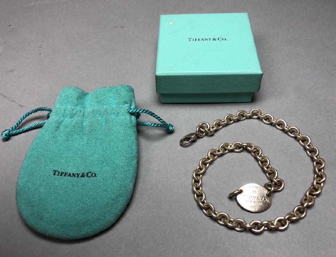 Return to TIFFANY & CO Sterling Silver Necklace. (1 of 6)