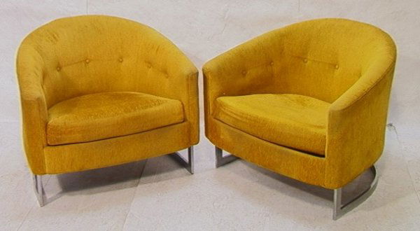 Pair Selig Imperial Barrell Back Chairs Chrome Bas: Pair Selig Imperial Barrell Back Chairs Chrome Base. Gold Upholstery. Labeled. Dimensions: H: 24.5 inches: W: 30 inches: D: 26 inches Condition: Very Good Condition. Some pitting to chrome. US Shippin