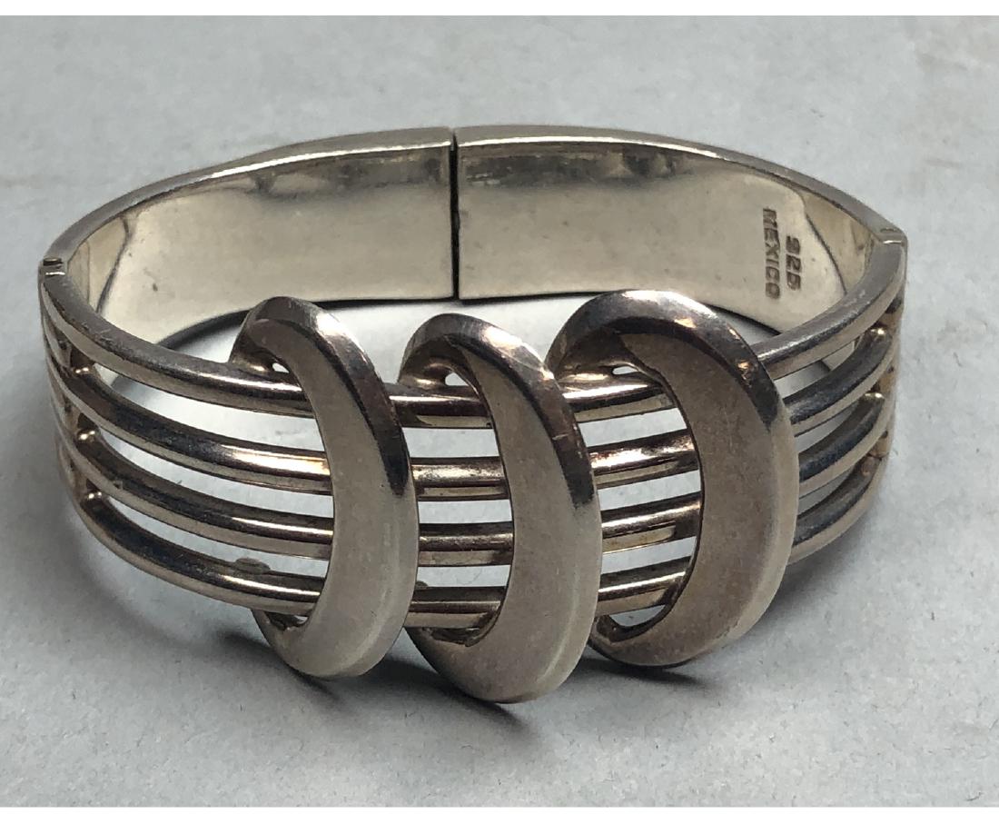 Sterling Mexican Sigi Pineda Style Bracelet. Hing (1 of 3)