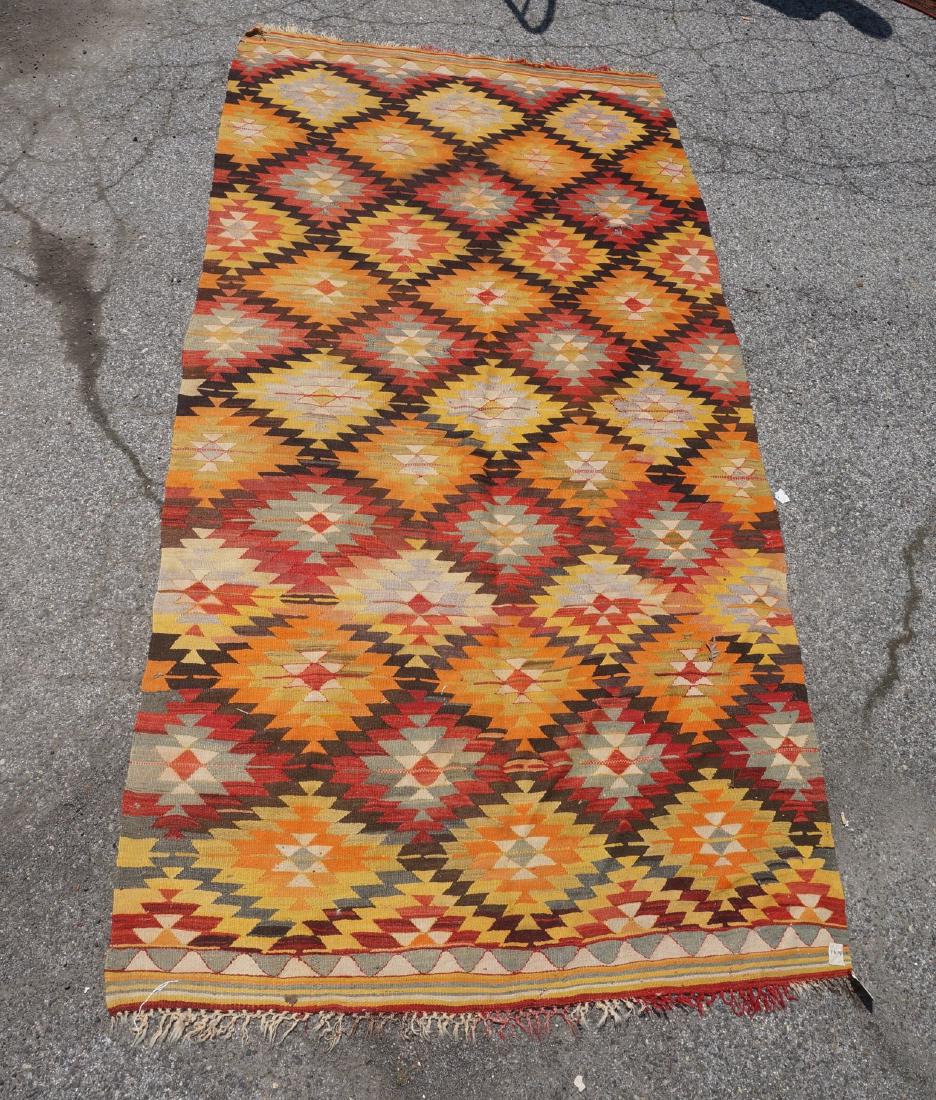 10x5'4 Flat weave carpet with repeating diamond p (1 of 7)