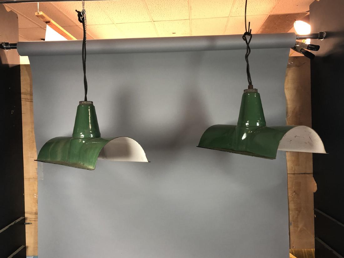 Pr Industrial Green Enamel Painted Hanging Lights (1 of 7)