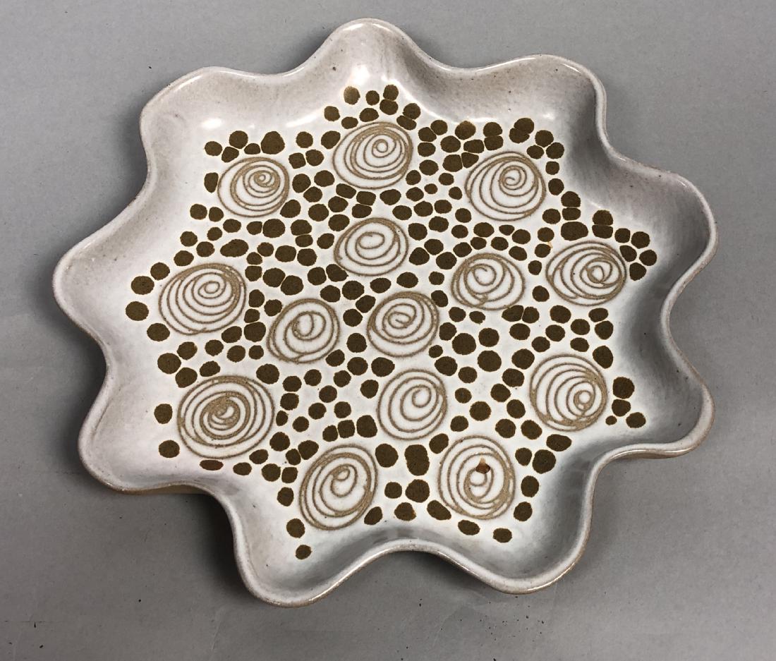 MARTZ for MARSHALL STUDIOS Low Pottery Dish. Scal (1 of 3)