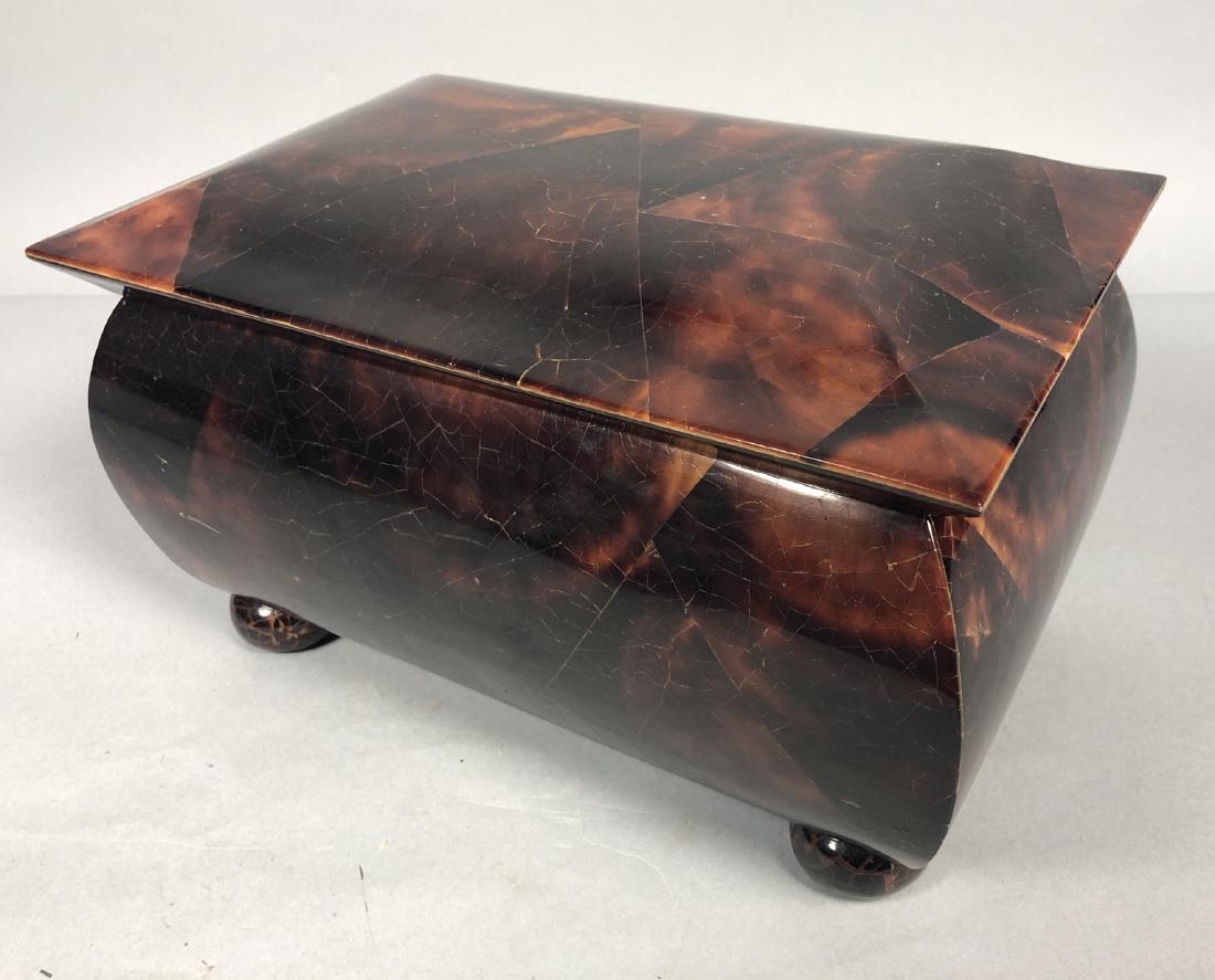 RY Augusti Style Horn Lidded Jewelry Box. Chest f (1 of 6)