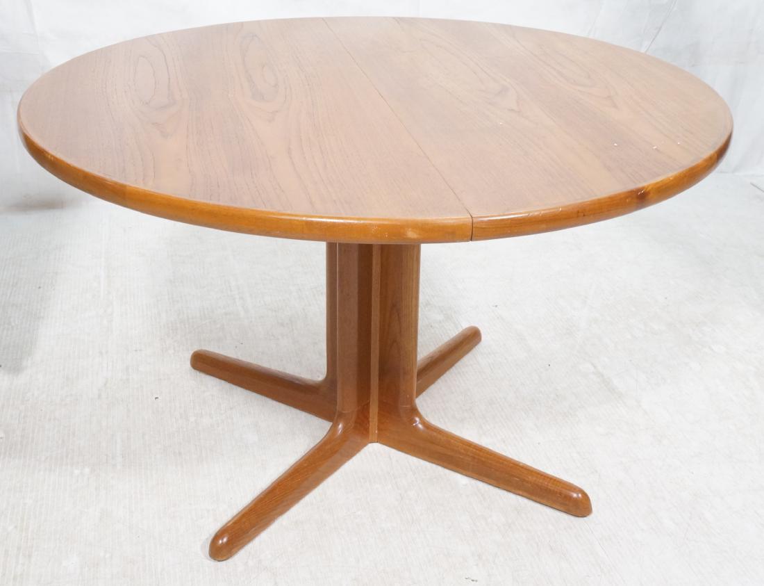 Round SKOVBY Danish Modern Teak Dining Table. Ped (1 of 15)