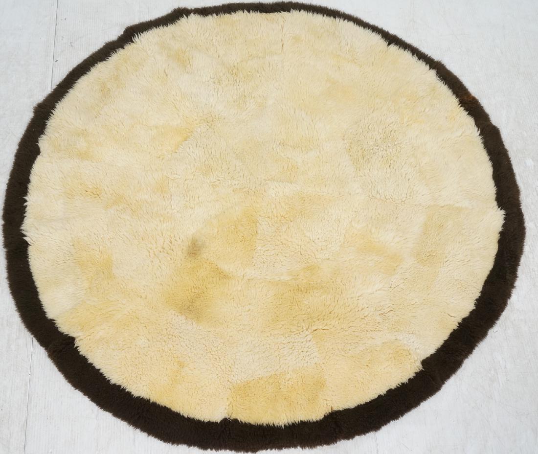 82" Large Round Natural Sheepskin Fur Rug. Natura (1 of 10)