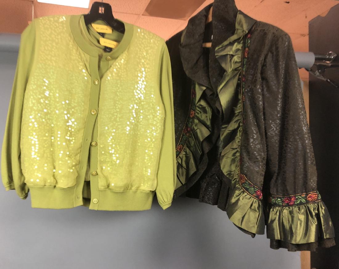 2pc Designer Green Jacket. ST JOHN lime green swe (1 of 8)