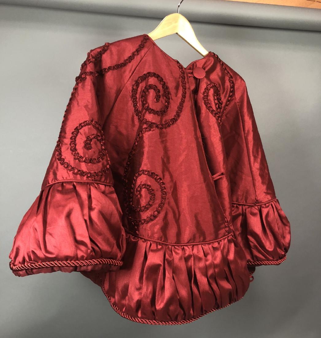 EARL & WILSON Designer Red Taffeta Cape Statement (1 of 10)