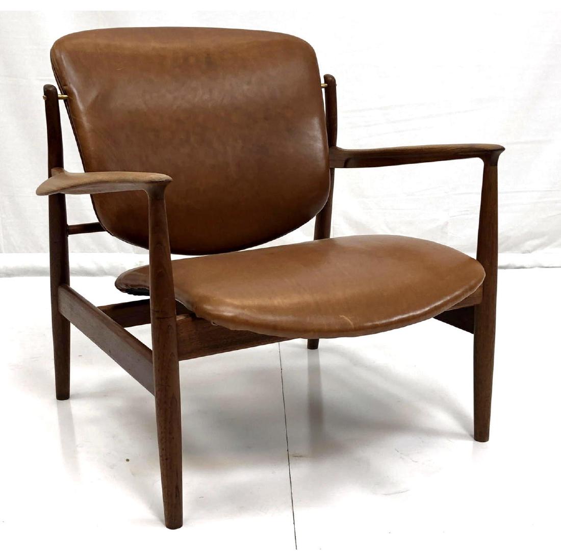 FINN JUHL Brown Leather Lounge Chair. Stylish mod (1 of 8)