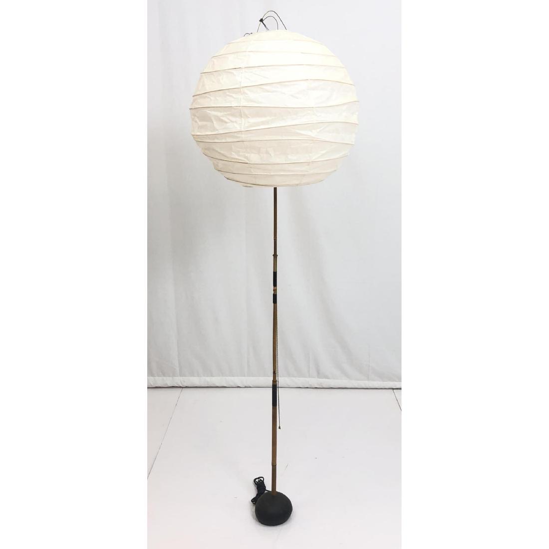 ISAMU NOGUCHI Bamboo Floor Lamp. Black Metal Base (1 of 9)