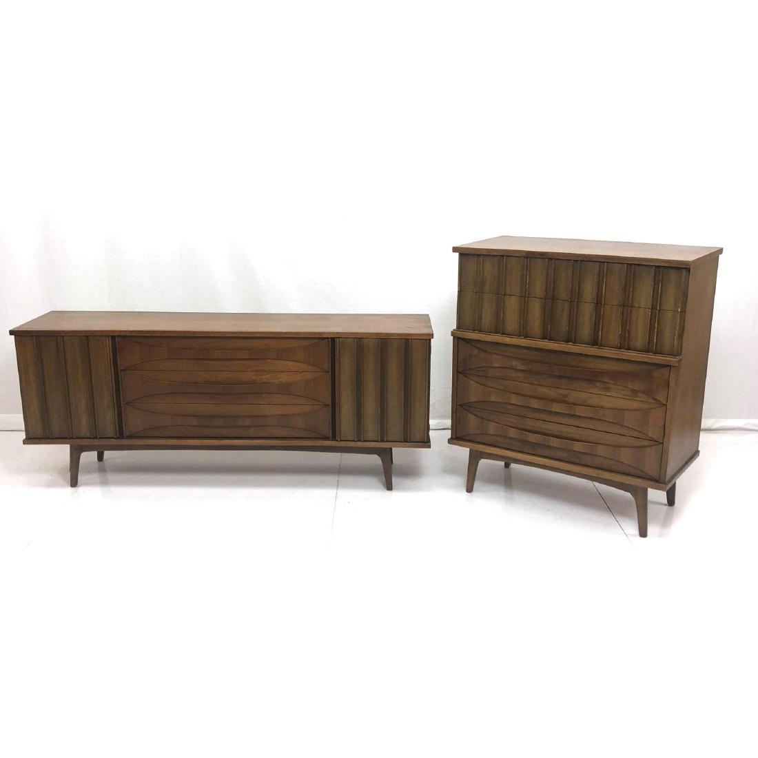 2pc UNITED Modern Walnut Bedroom Set. High and Lo (1 of 6)